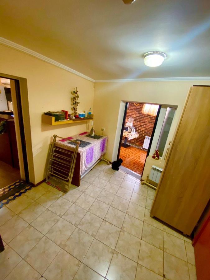 Esentai Hostel Almati Kültér fotó