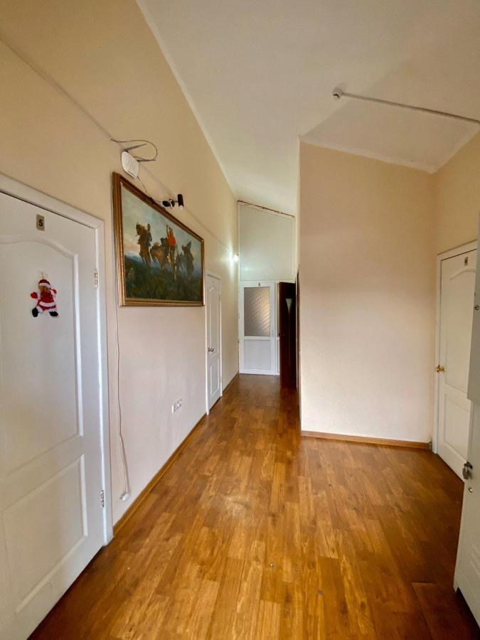 Esentai Hostel Almati Kültér fotó